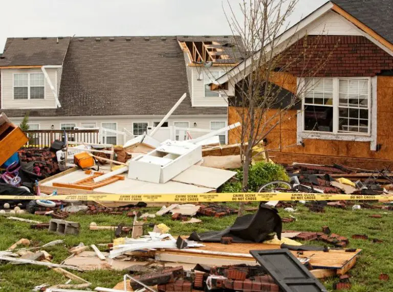 Continentales Property Damage